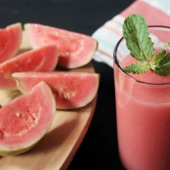 Tropical Pink Guava Tree -Nature Grove Shop Pink Guava 3